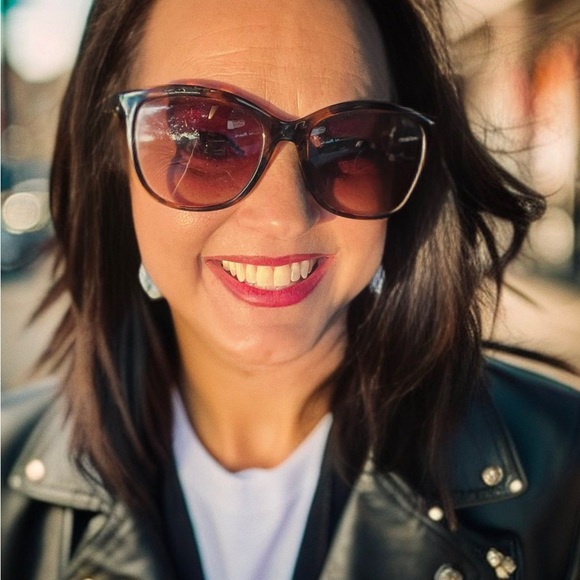 Meet your Posher, Ray-ray - Picture 4 of 5